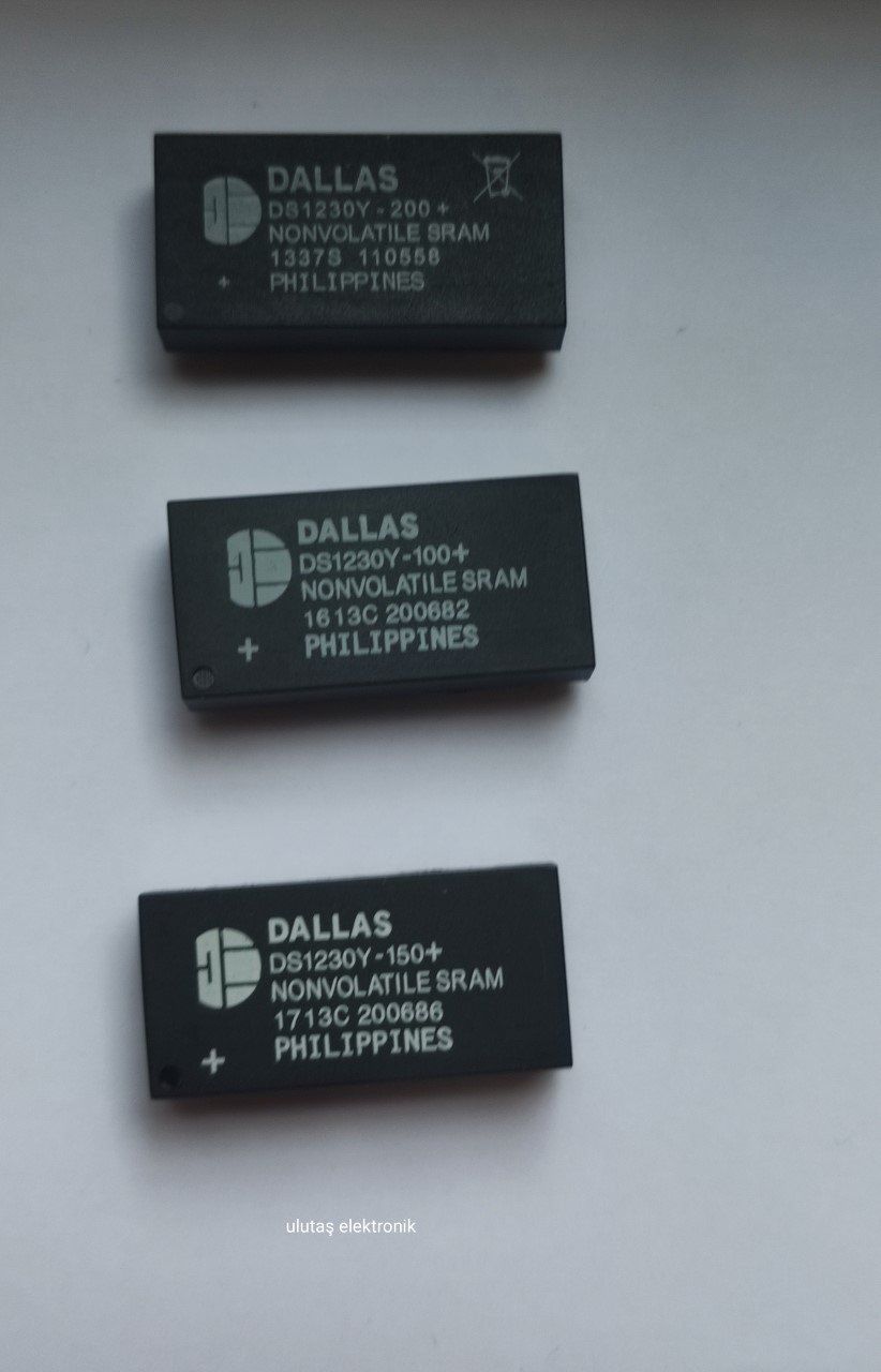 DS1230Y-200+      EDIP-28    MEMORY DATA STORAGE NVSRAM