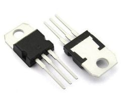 BDX53B     TO-220       8A 80V        NPN DARLINGTON BIPOLAR TRANSISTOR