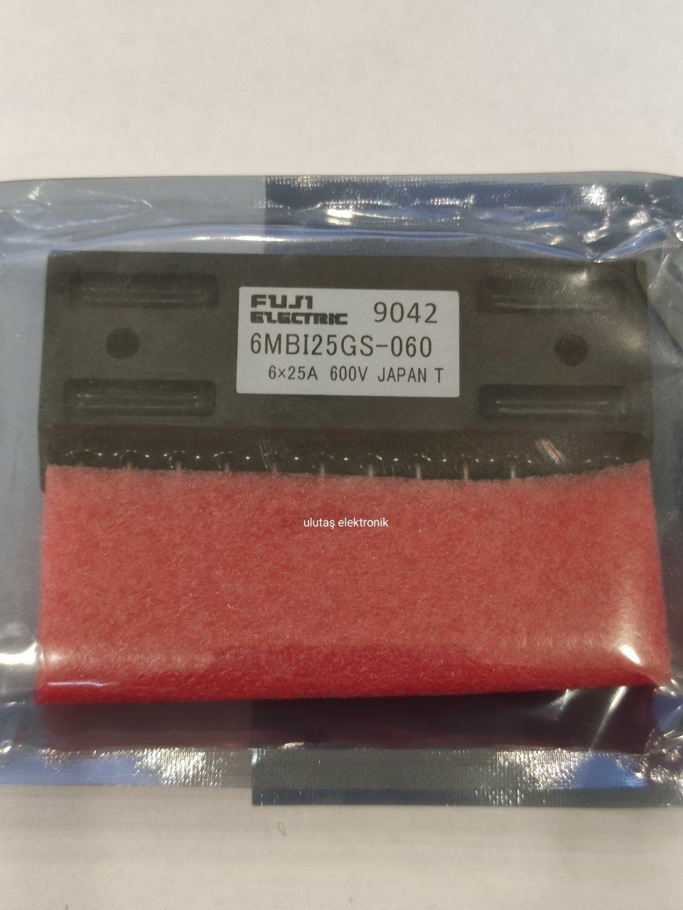 6MBI25GS-060    6X25A    600V      IGBT MODULE