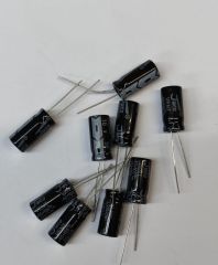 680UF 16V 105C   ELEKTROLİTİK ALÜMİNYUM KONDANSATÖR